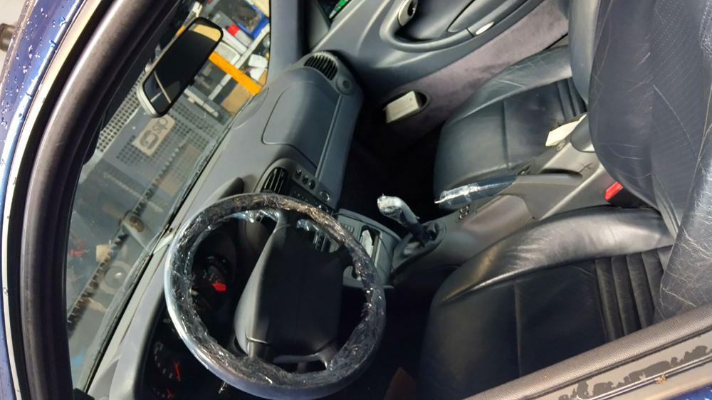 1998 Porsche 993 Carrera Interior